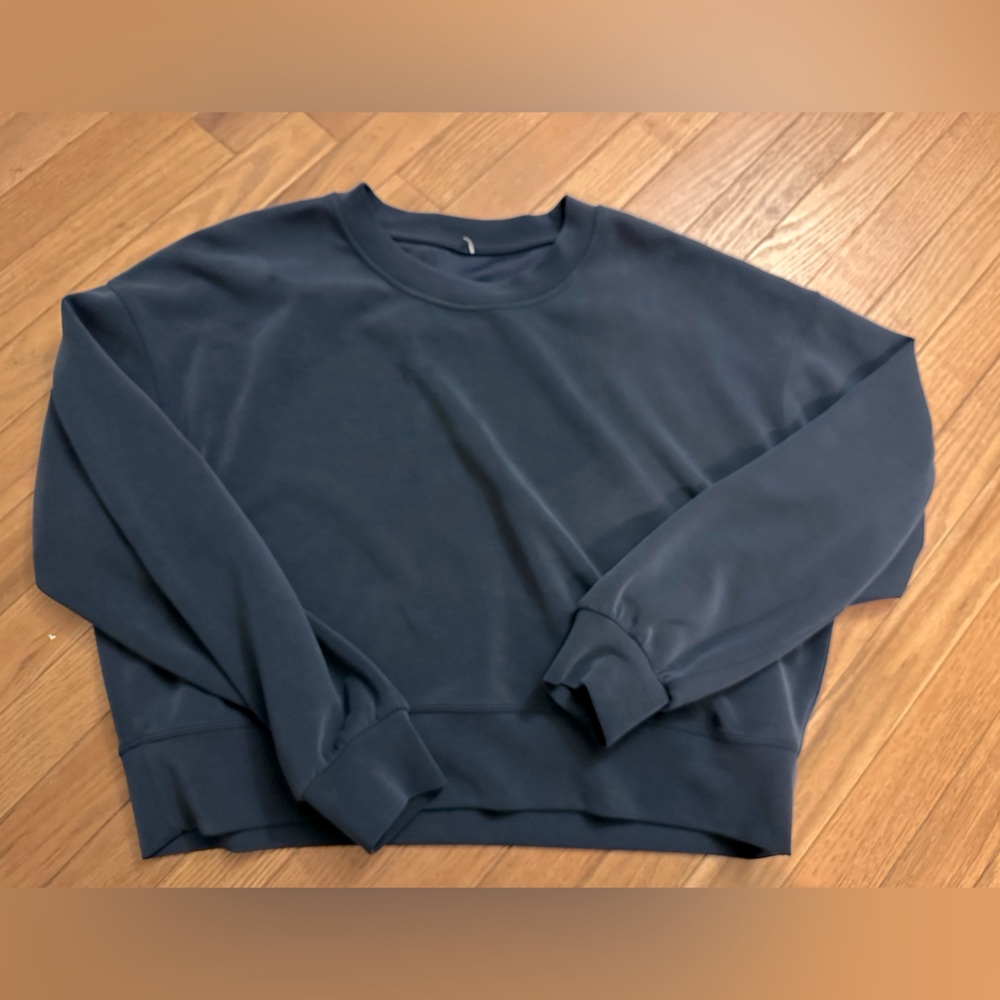 lululemon softstream perfectly oversized cropped crew